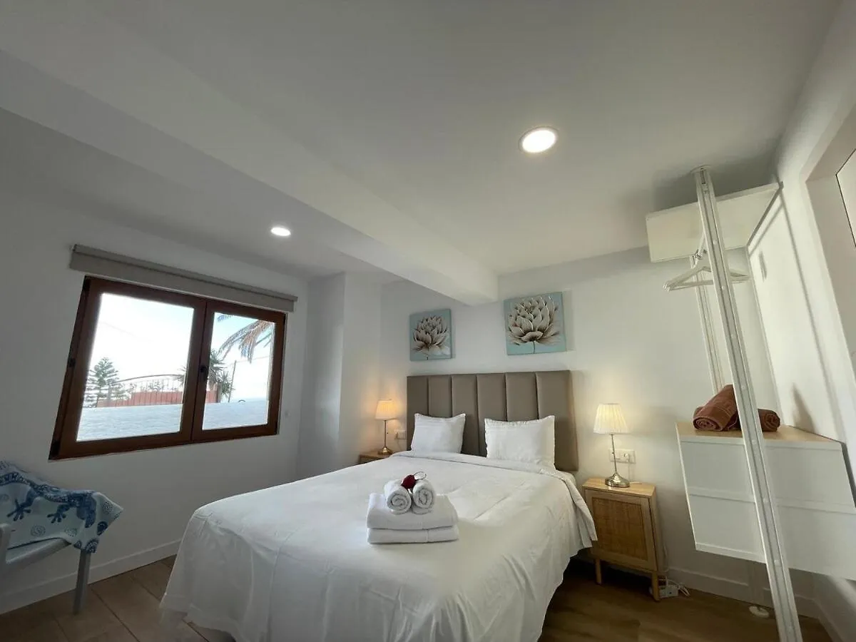 Great Views & Heated Pool - El Perenquen 5 Apartment La Matanza De Acentejo