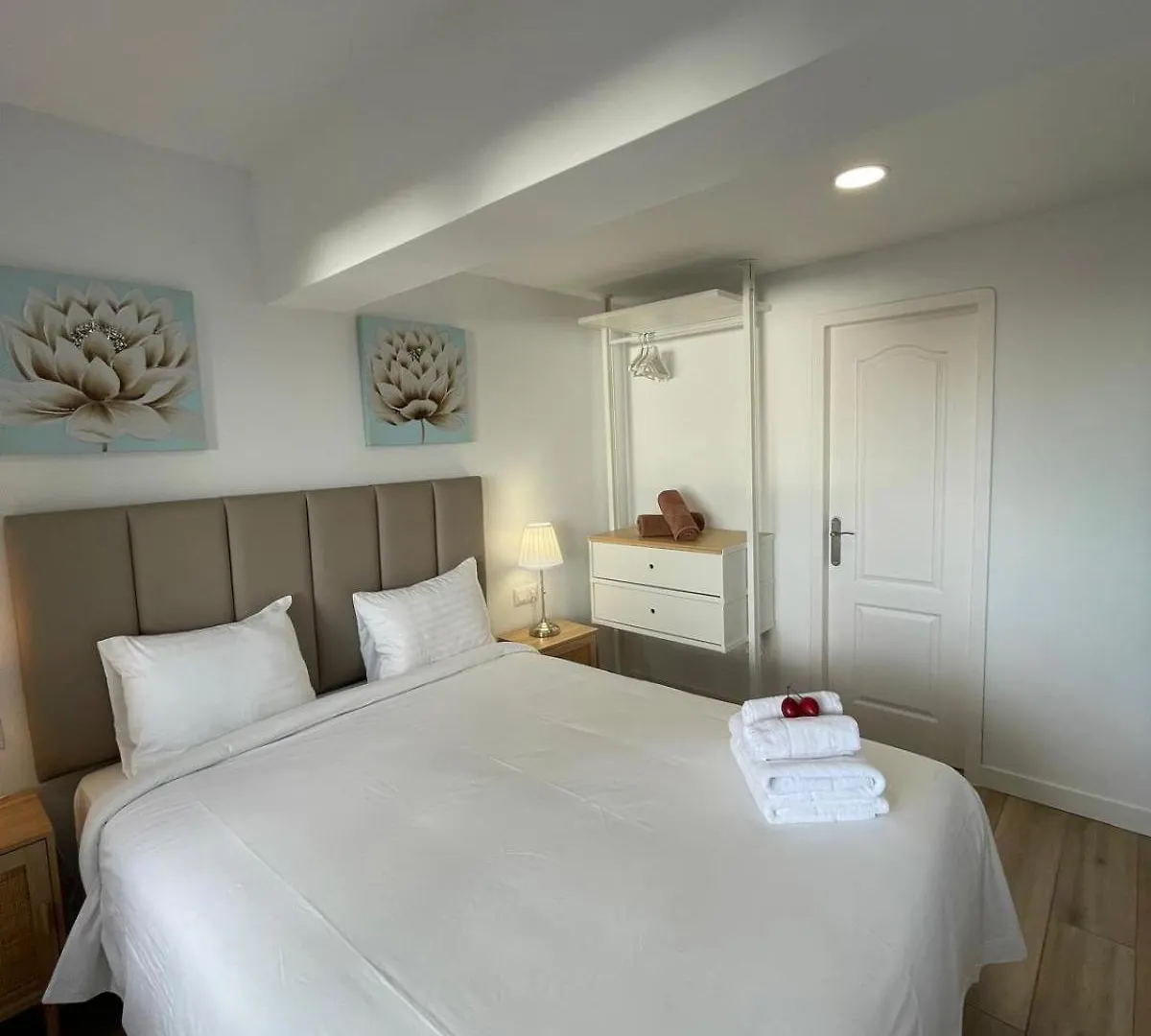 Great Views & Heated Pool - El Perenquen 5 Apartment La Matanza De Acentejo